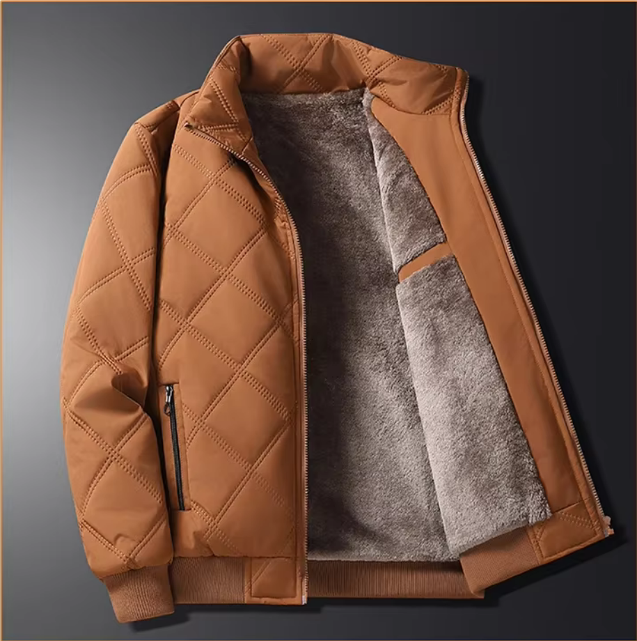 BRADLEY - ELEGANTIŠKA STRIUKĖ SU KAILIU